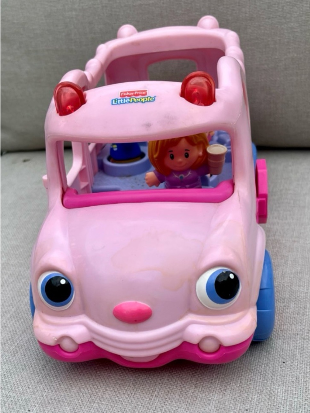 FISHER-PRICE - LITTLE PEOPLE MUSICAL SCHOOL BUS WITH DRIVER AND STUDENTS - Picture 7 of 8